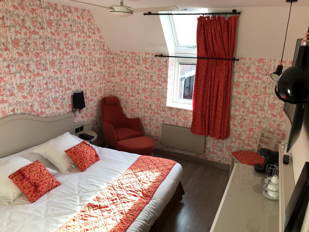 Cit'Hotel - Hotel Le Cedre Noyon Exteriör bild